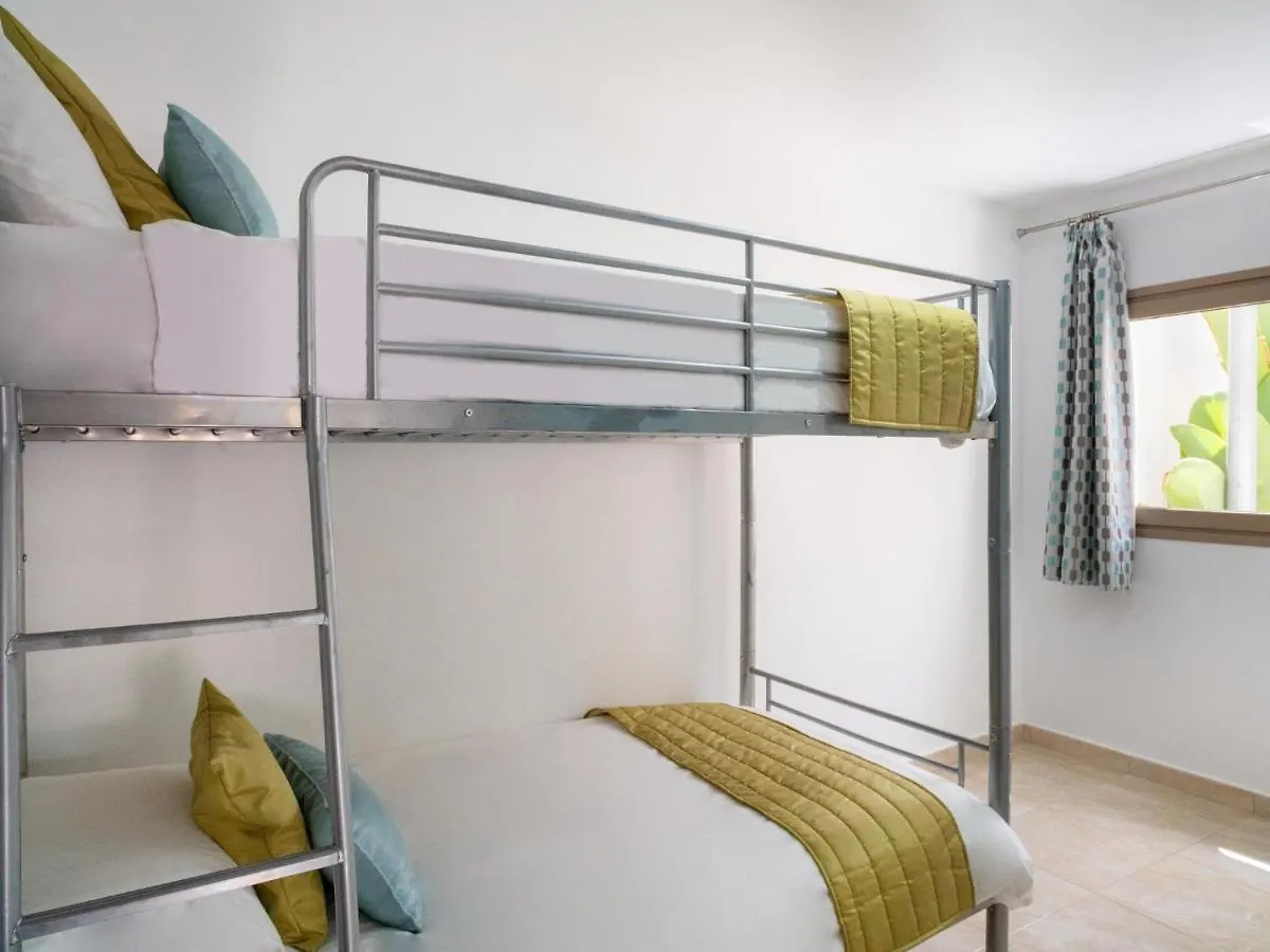 Villa Wudas La Caleta アデヘ