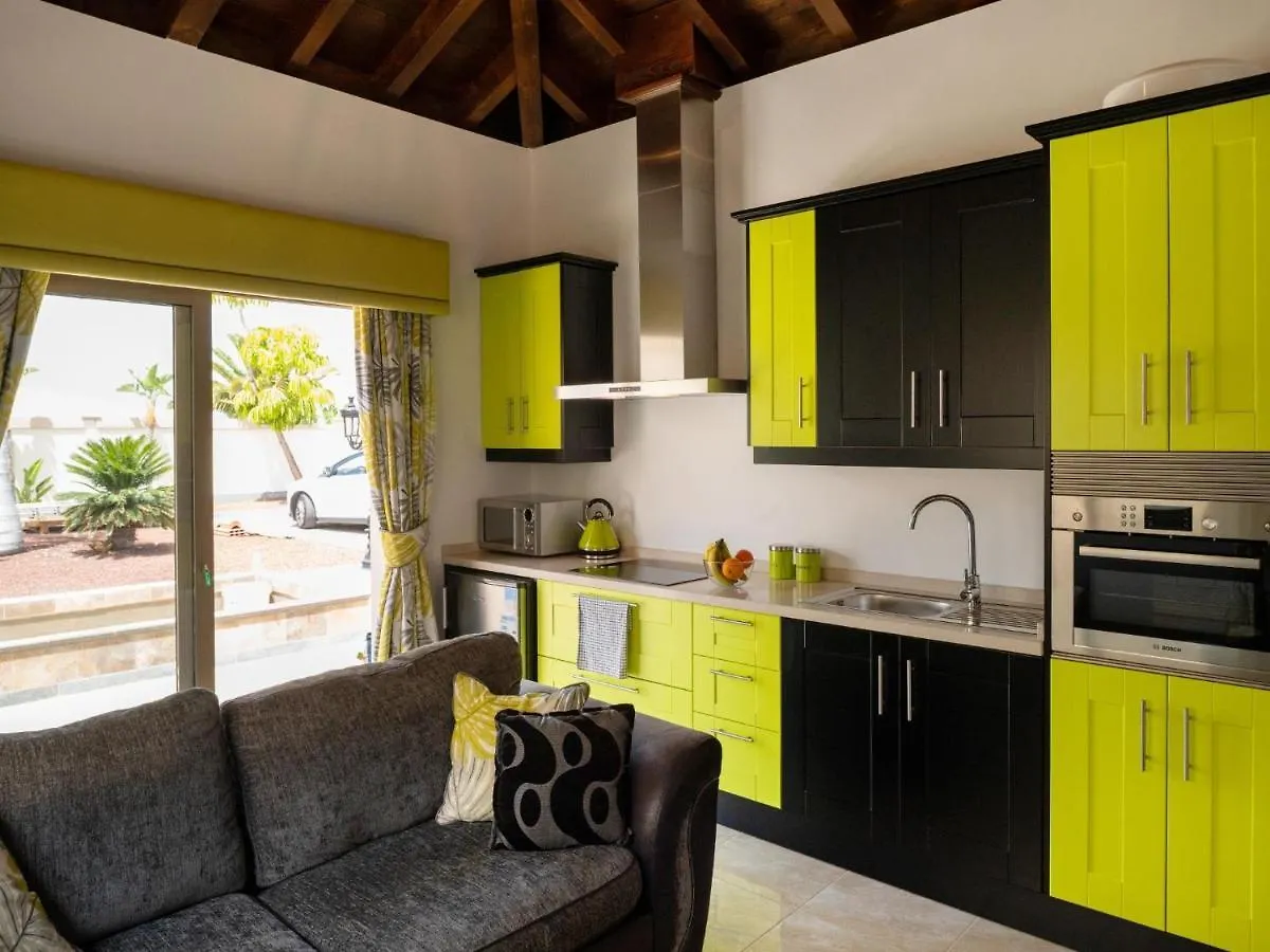 Villa Wudas La Caleta アデヘ スペイン